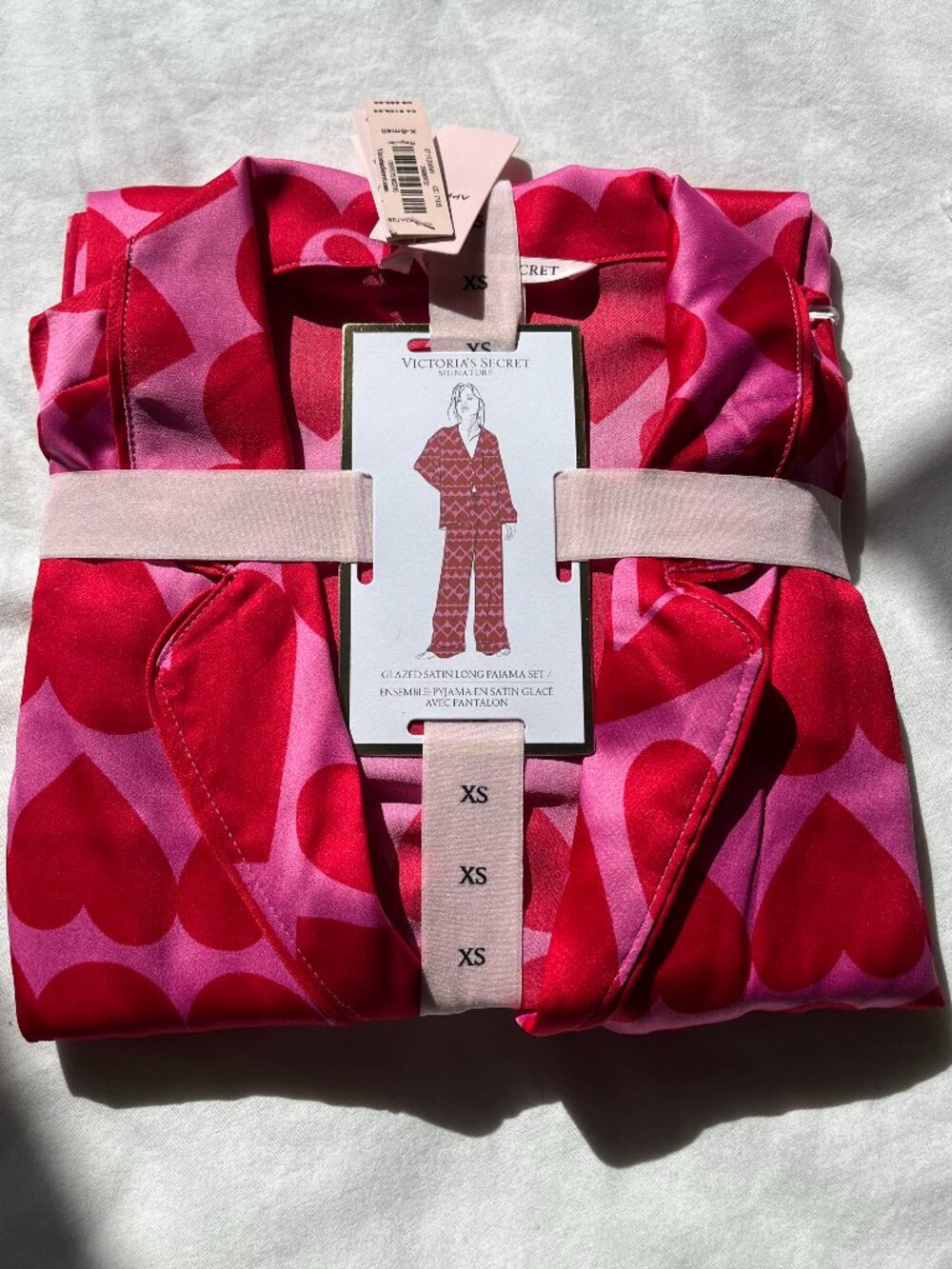 Victoria's Secret Peony & Lipstick Hearts Satin Pajamas XS NWT